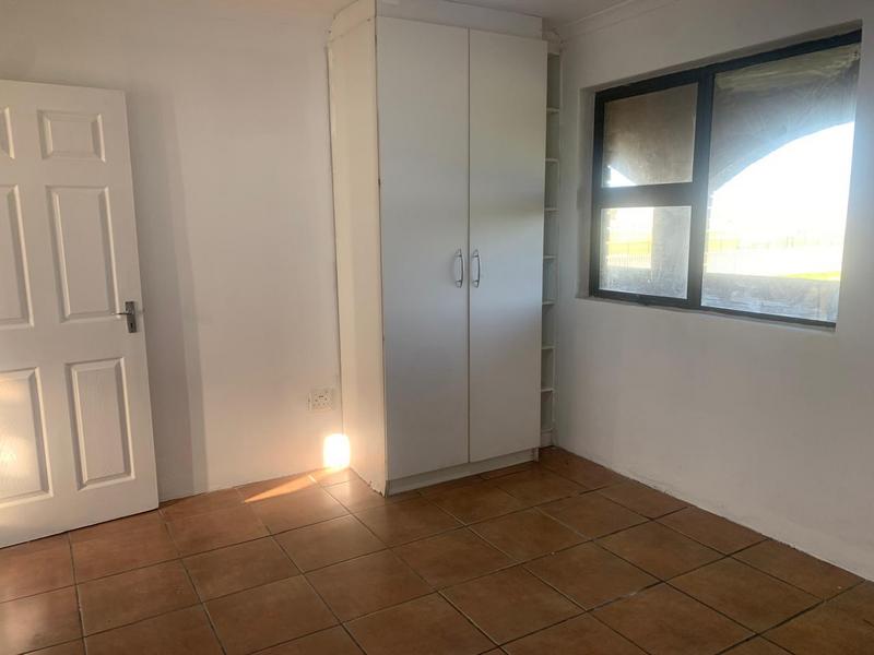 6 Bedroom Property for Sale in High Places Western Cape